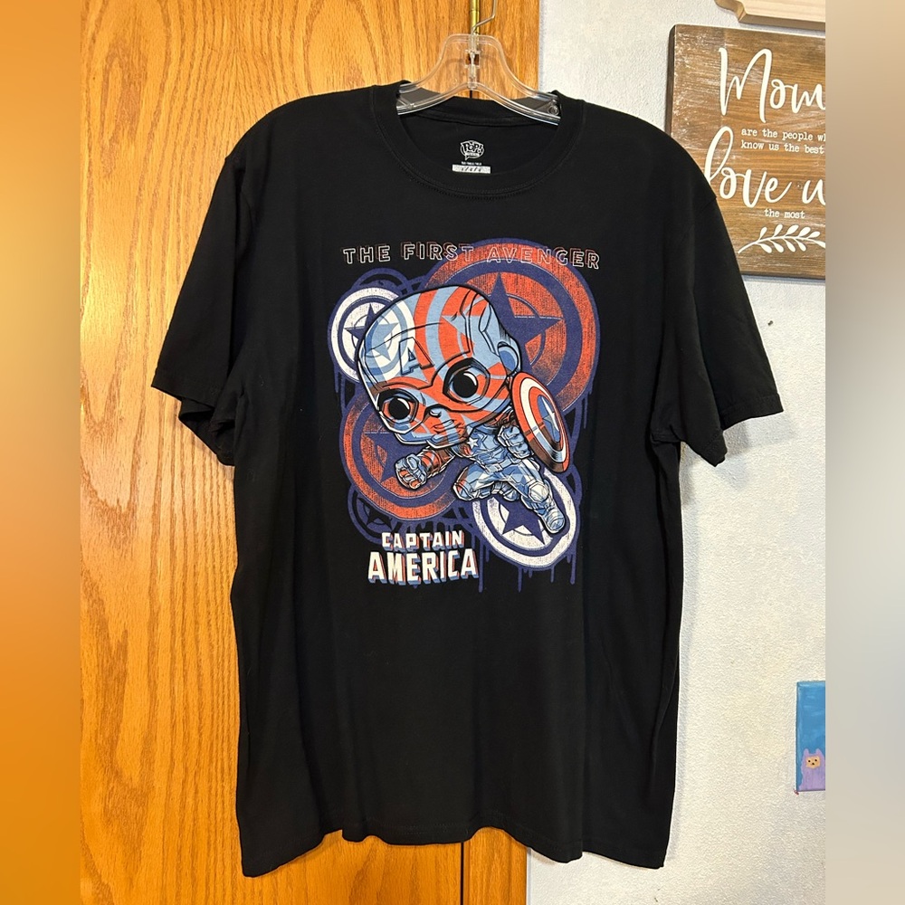 Pop! Tees Marvel T-Shirt- Men’s Size Large